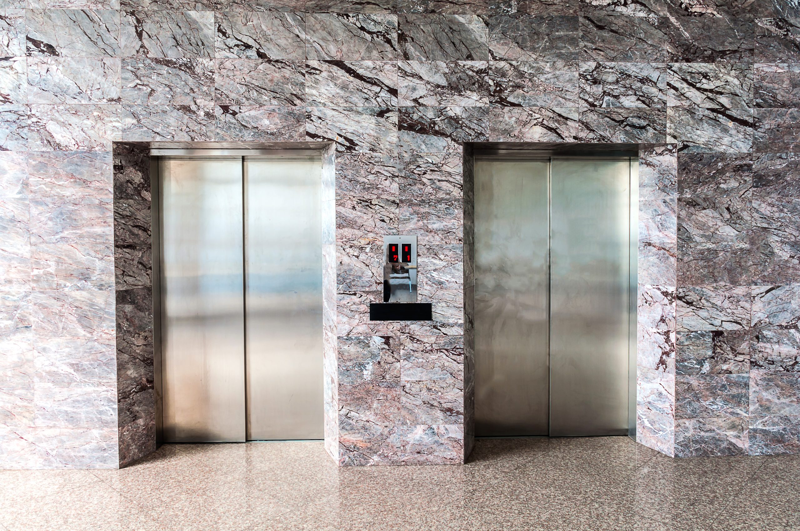 5 ویژگی بهترین آسانسور